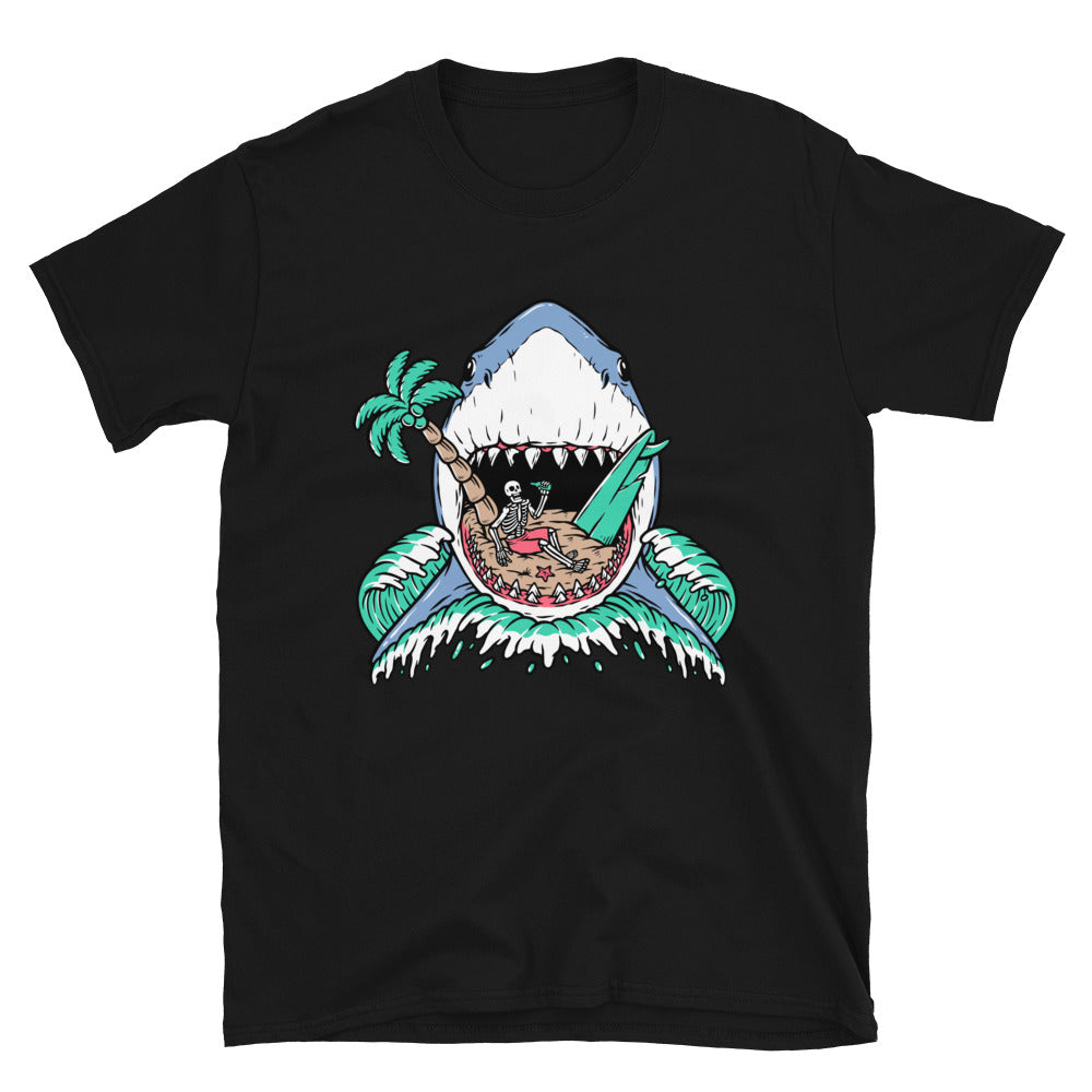 Shark attack on the beach Fit Unisex Softstyle T-Shirt